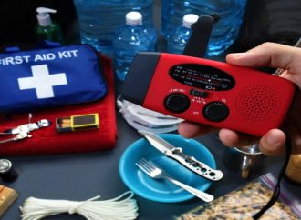 Why Preppers Need A Wind-Up Radio