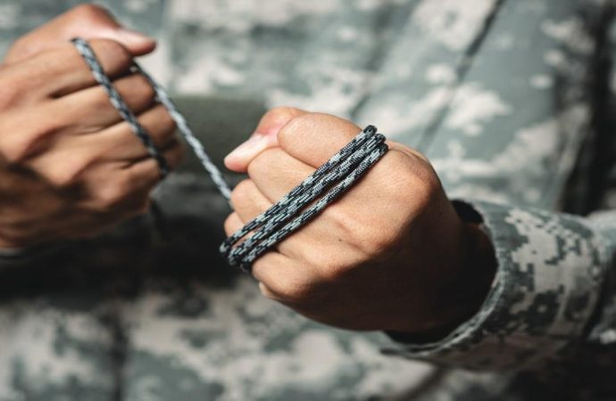 55 Survival Uses For Paracord